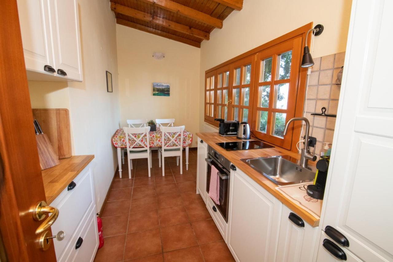 Villa Rina Deluxe And Cottage Порто Черезио Екстериор снимка