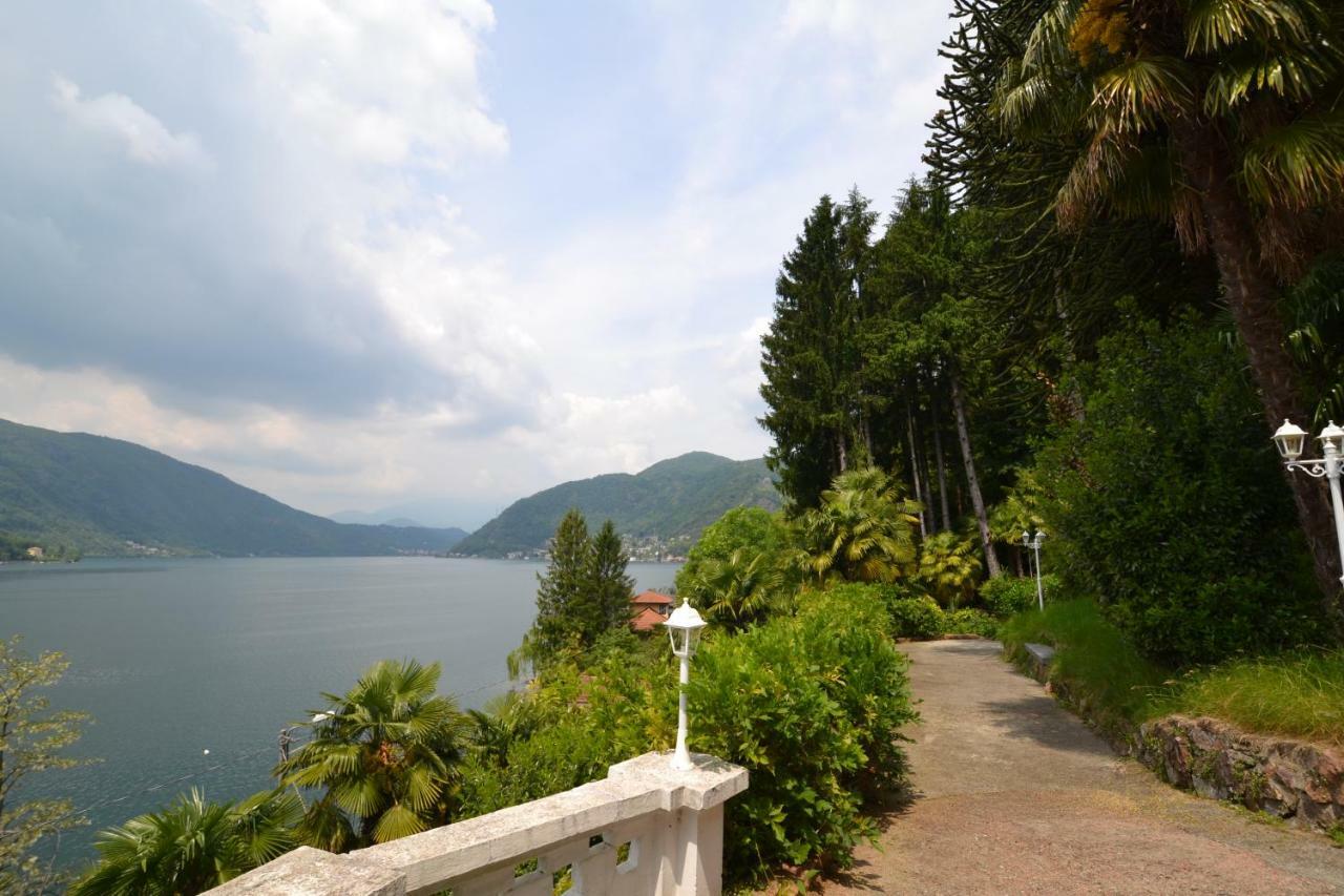 Villa Rina Deluxe And Cottage Порто Черезио Екстериор снимка